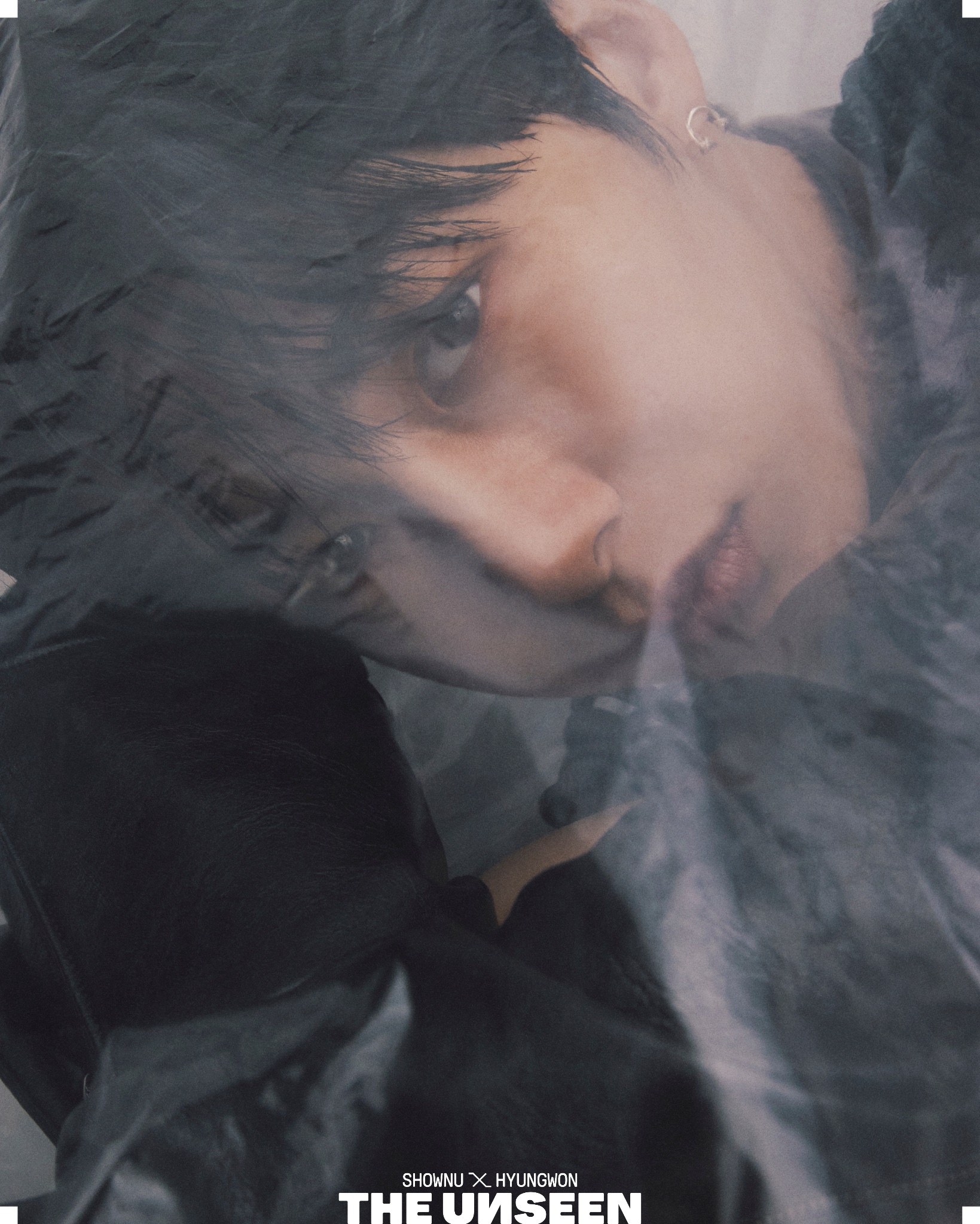 [정보/소식] 몬스타엑스 셔누X형원 The 1st Mini Album 'THE UNSEEN' 🕶 CONCEPT PHOTO UNSEEN ALBUM only | 인스티즈