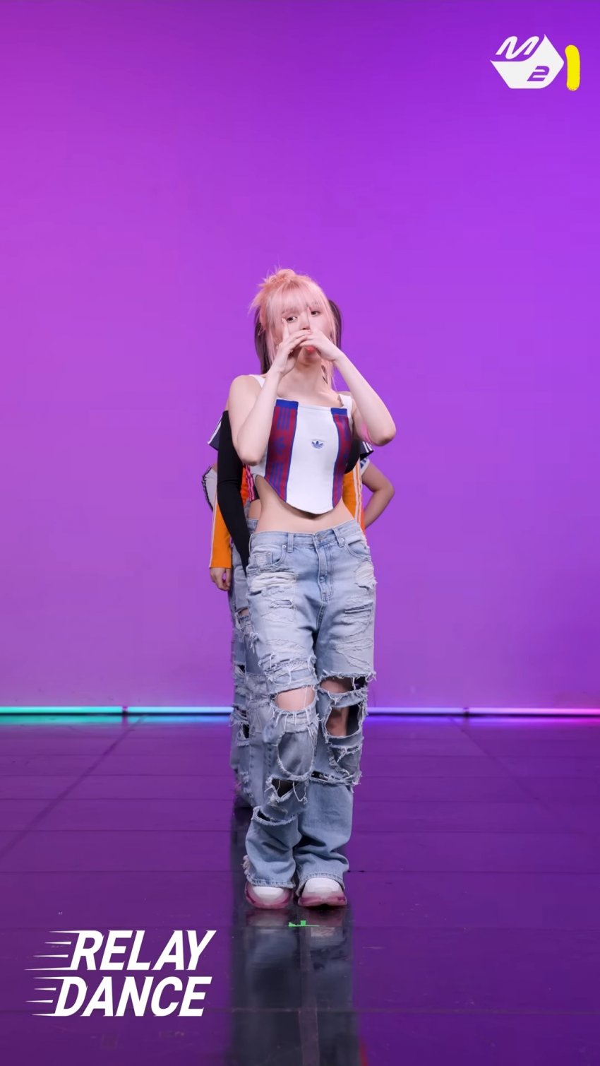 [잡담] 내 돌 몸매 너무 좋아서 앓는 글.. | 인스티즈