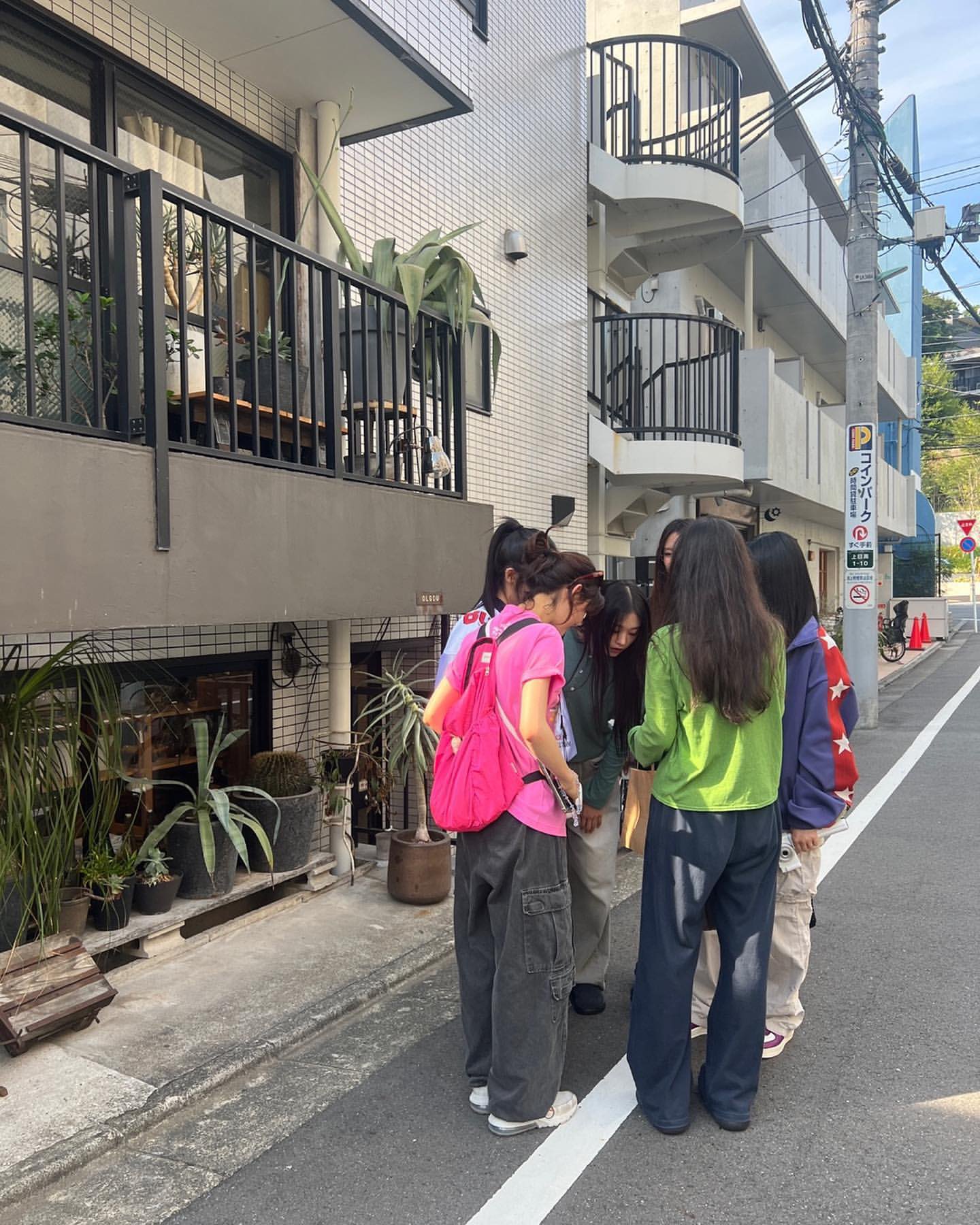 [정보/소식] 일본에 수학여행간 것 같은 뉴진스 섬머소닉 비하인드 | 인스티즈