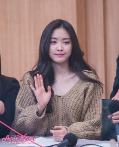 [잡담] 다들 손나은 니트 알아? | 인스티즈