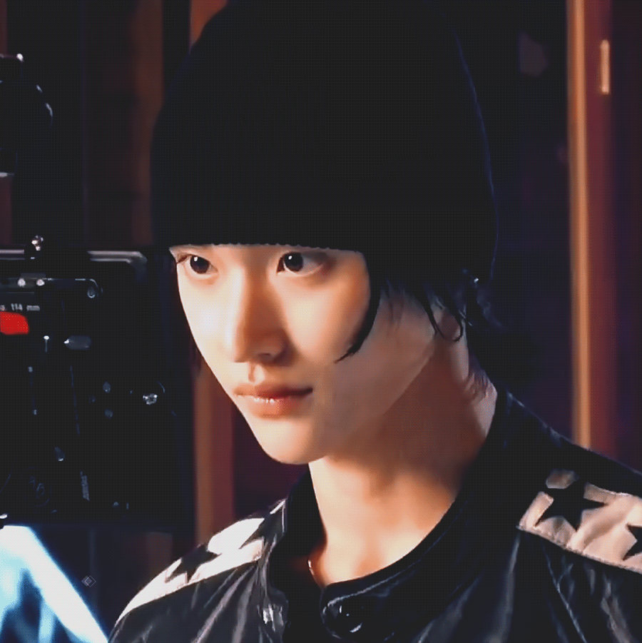 [잡담] 원빈이 어쩔땐 진짜 깜고같고 어쩔땐 진짜 토끼같아 보이는 | 인스티즈