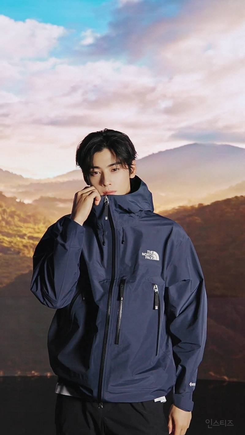 차은우 영어 이름 따서 지었다는 노스페이스 자켓.jpg | 인스티즈