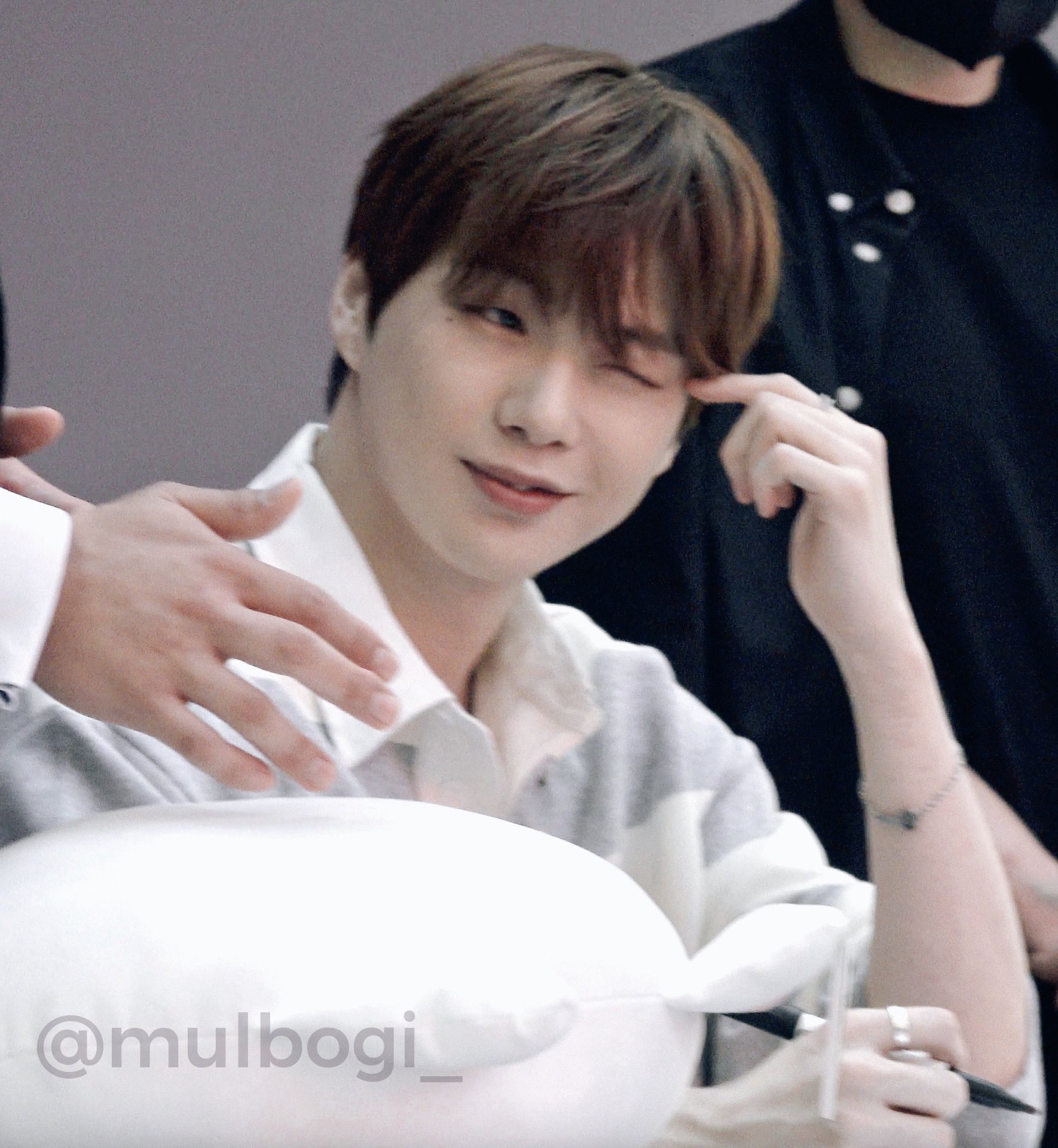 [잡담] 강다니엘 어늘 공개팬싸했는데 다 개이뻣어ㅠ | 인스티즈