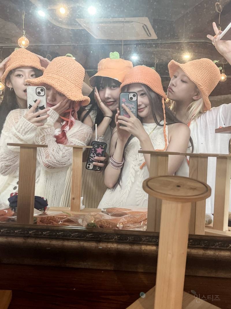 컴백 직후 데뷔 1주년 맞은 여자 아이돌 그룹.jpg | 인스티즈