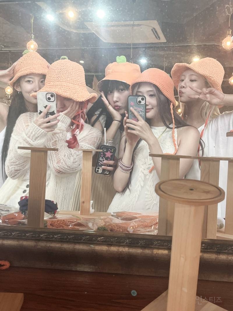컴백 직후 데뷔 1주년 맞은 여자 아이돌 그룹.jpg | 인스티즈