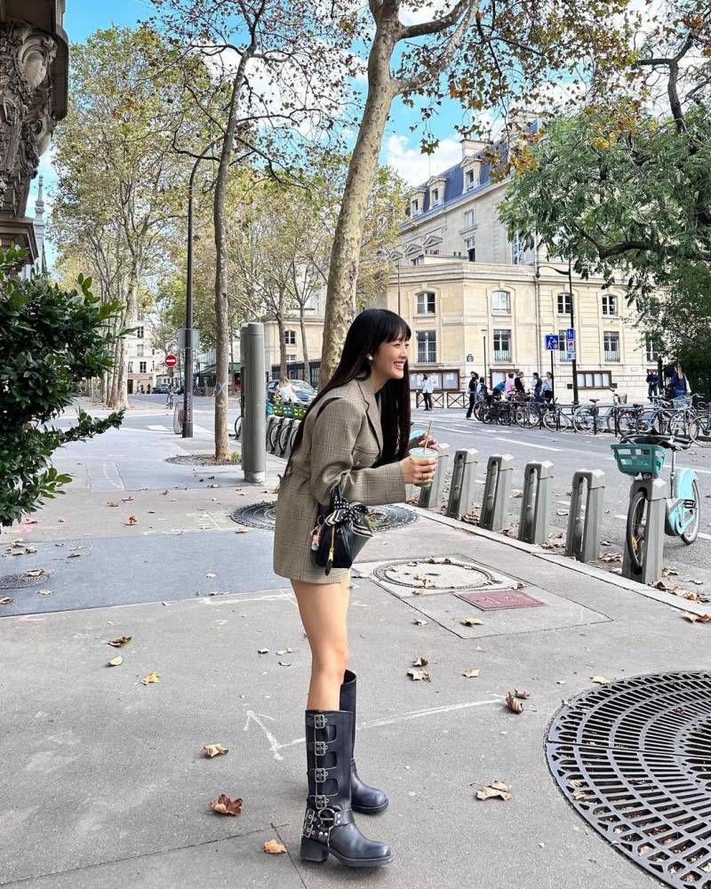 파리랑 잘 어울리는 아이들 민니 미우미우 착장 | 인스티즈