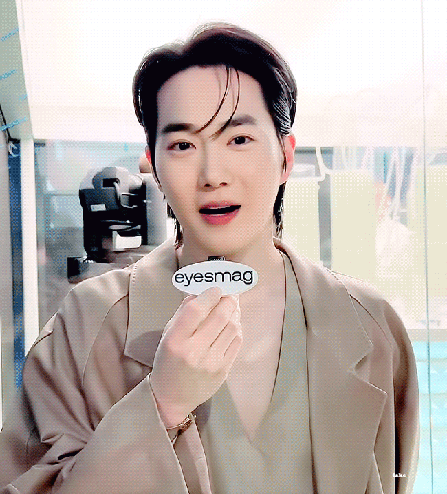 [잡담] 오늘 수호 밀라노 쇼 간 거 진짜 잘생김.... | 인스티즈