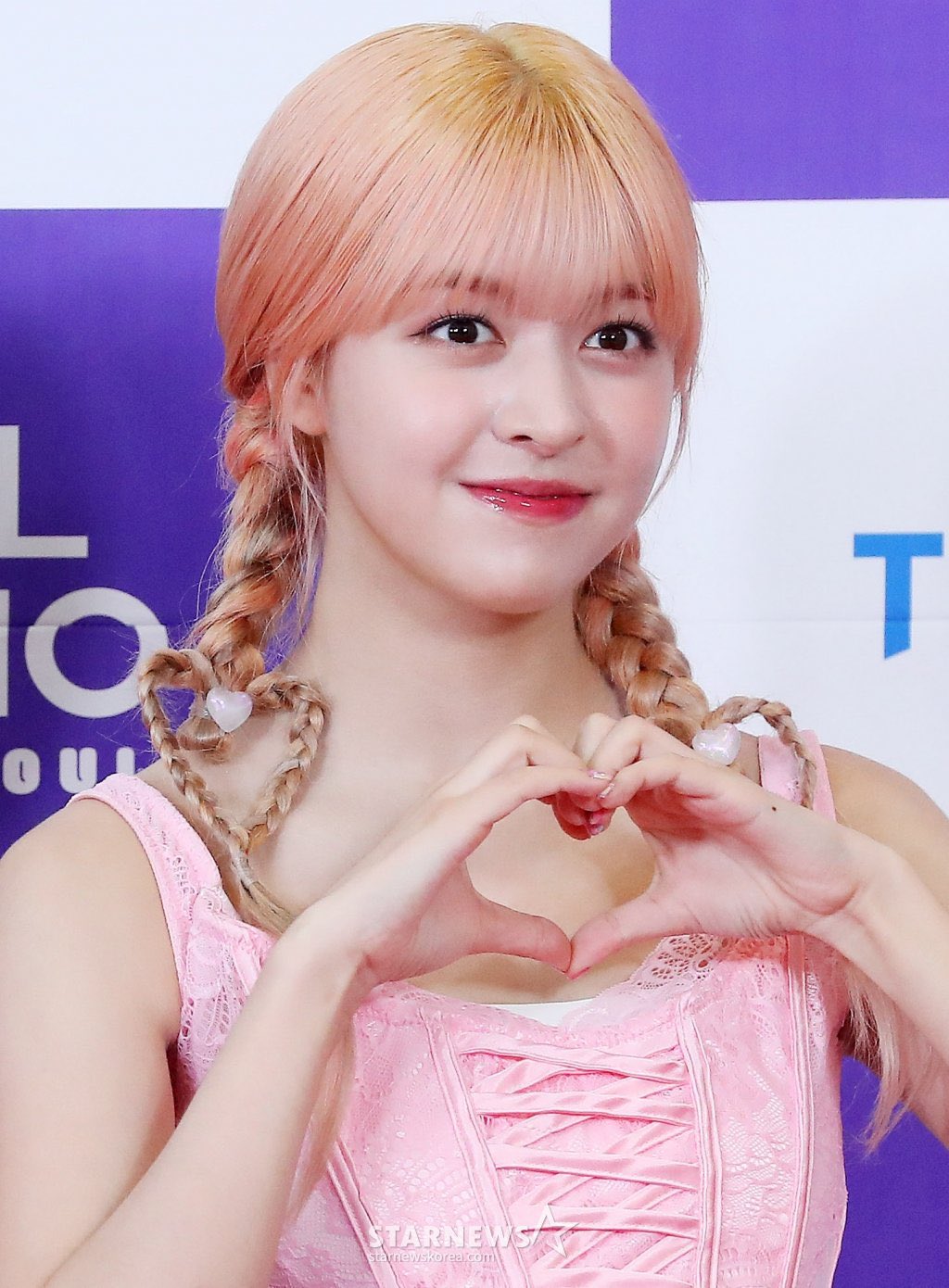 [잡담] 와 엔믹스 릴리 머리 개신기해 - 인스티즈(instiz) 연예 카테고리