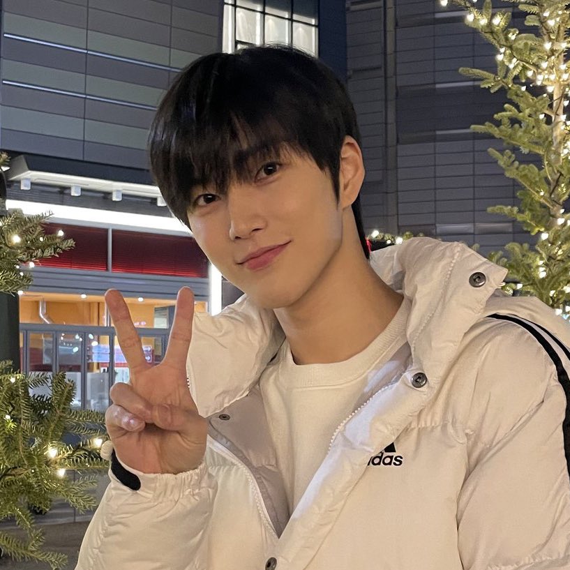 [잡담] 승한 원빈 둘 다 깜고인데 그림체가 엄청 다름 | 인스티즈