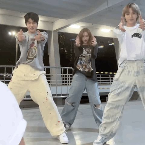 [잡담] 원빈 카리나 투샷 얼굴 좀 미친거같다 | 인스티즈