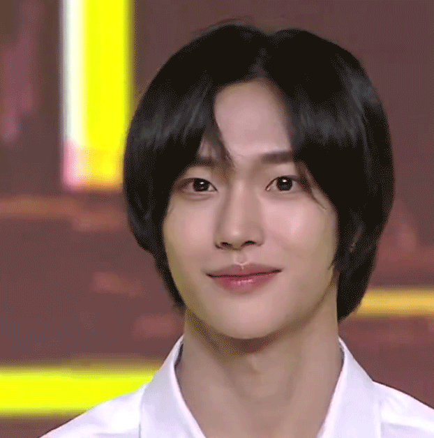 [잡담] 원빈이 웃는거 너무이뻐 | 인스티즈