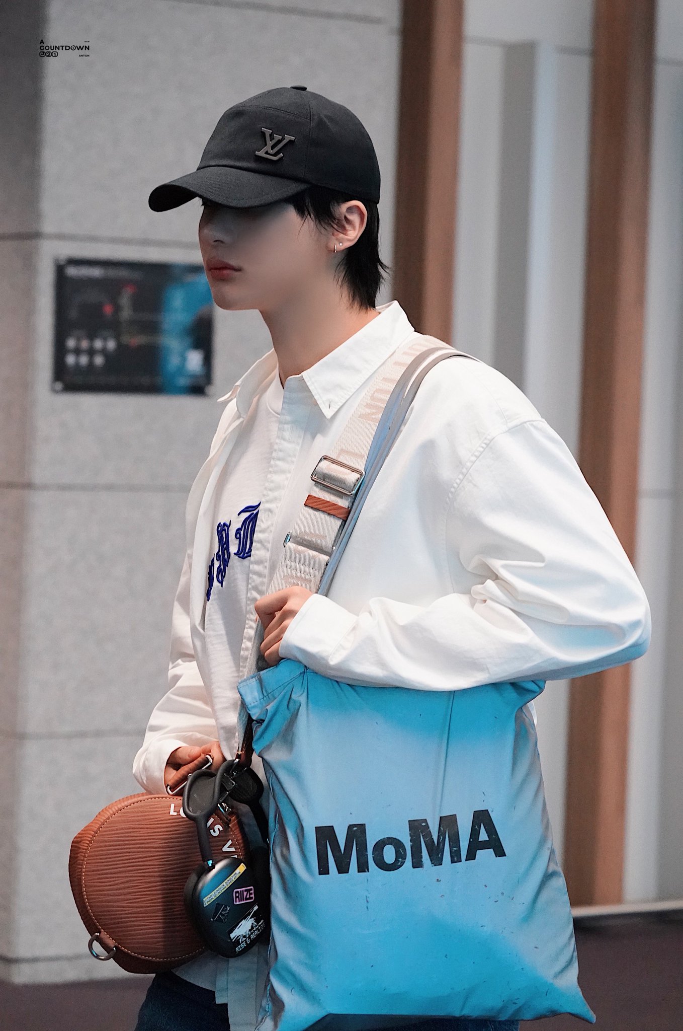 [잡담] 앤톤이 쓴 캡모자 궁금해서 찾아봤는데 - 인스티즈(instiz) 연예 카테고리
