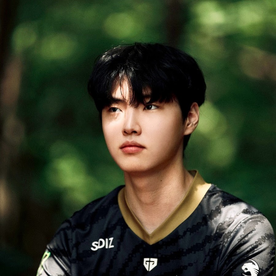 [잡담] 쵸비 얼굴에 빠져 닉네임 어원까지 찾아봤다........ | 인스티즈