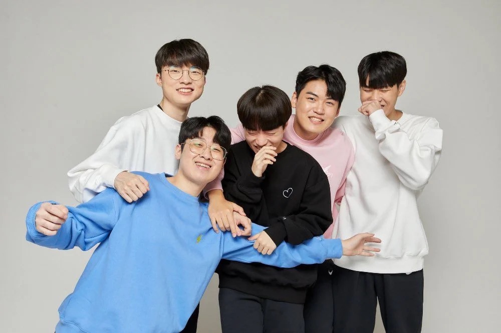 [OnAir] 롤 탑 서폿 그리고 페이커에게 관심이 생겼다면 이쪽으로~ | 인스티즈