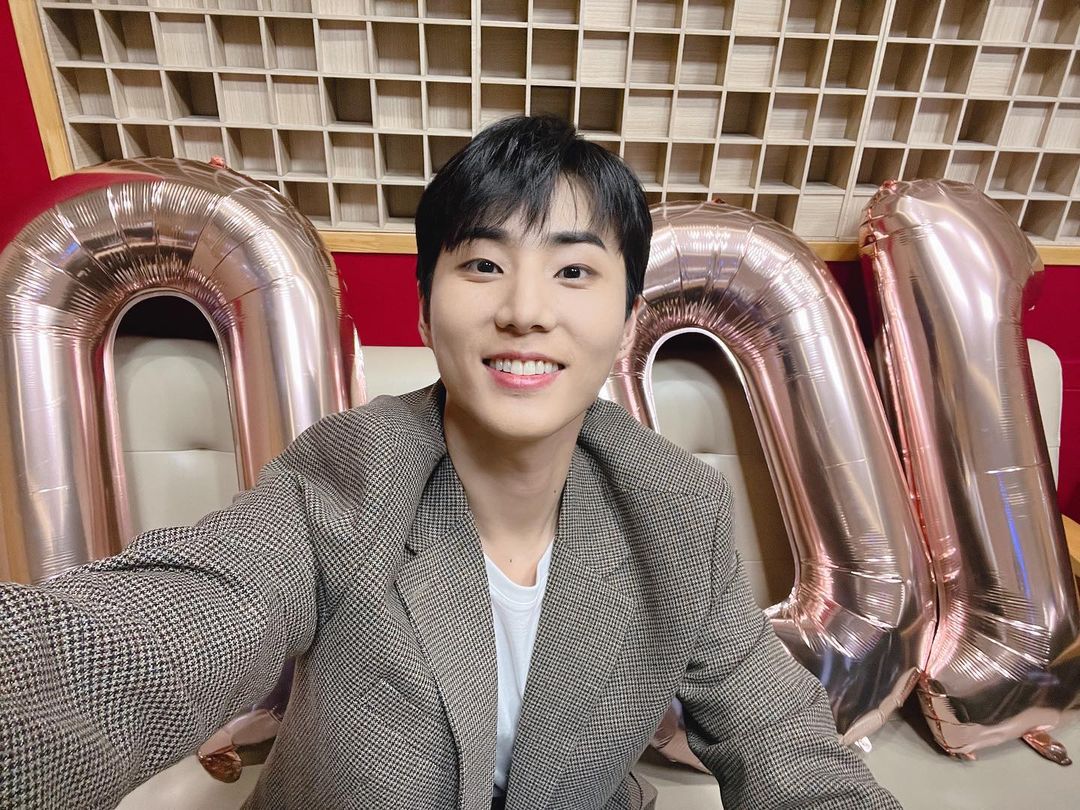 [잡담] 영케이 셀카가 점점 느네 | 인스티즈