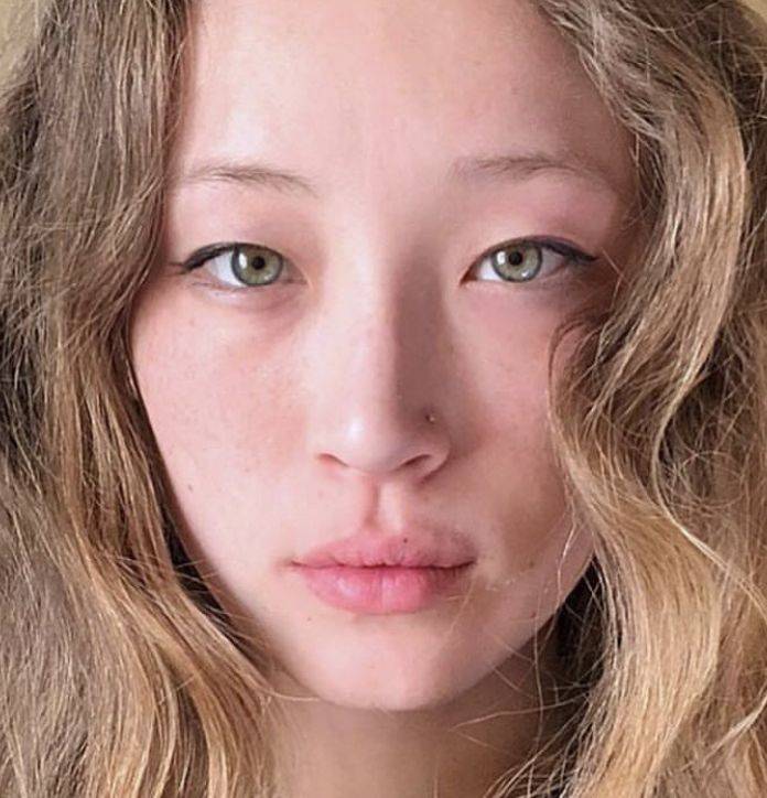 [잡담] 이 사람 진짜 이국적이다 | 인스티즈