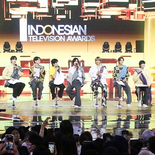 [잡담] 앤톤 병아리때 좀 많이 신나긴 했네ㅋㅋㅋㅋㅋㅋ | 인스티즈