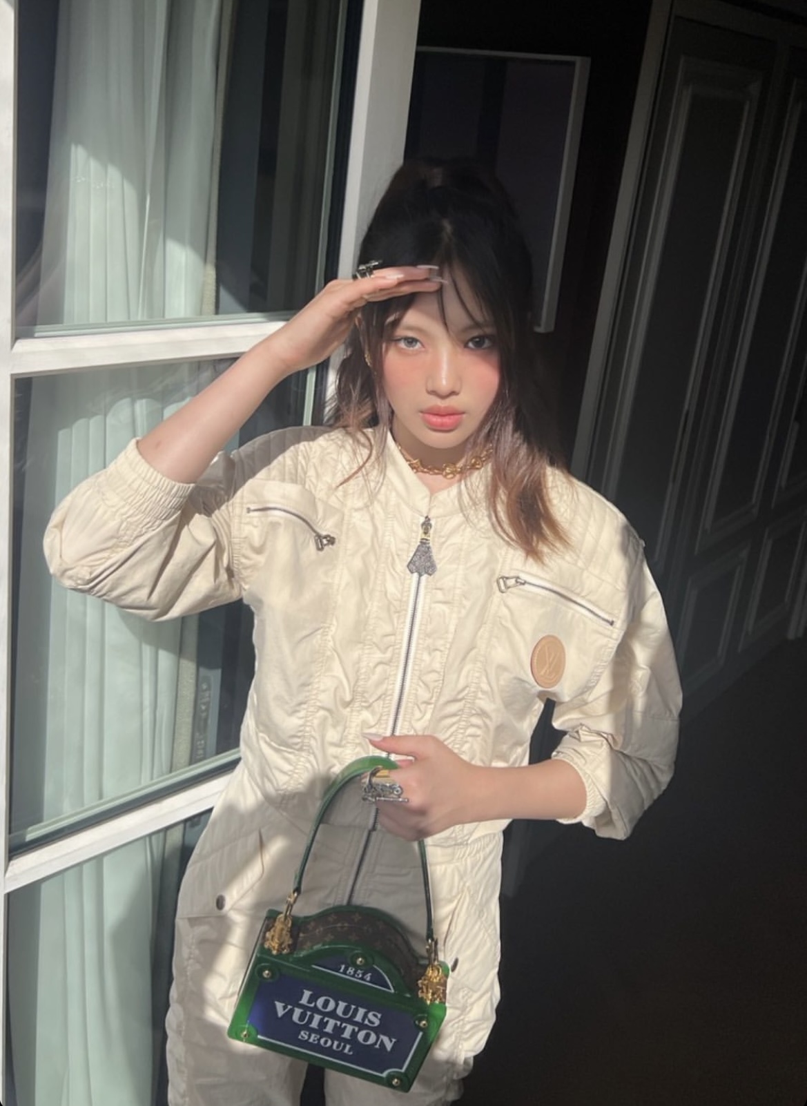 [잡담] 뉴진스 혜인 루이비통쇼 착장 떴다 | 인스티즈