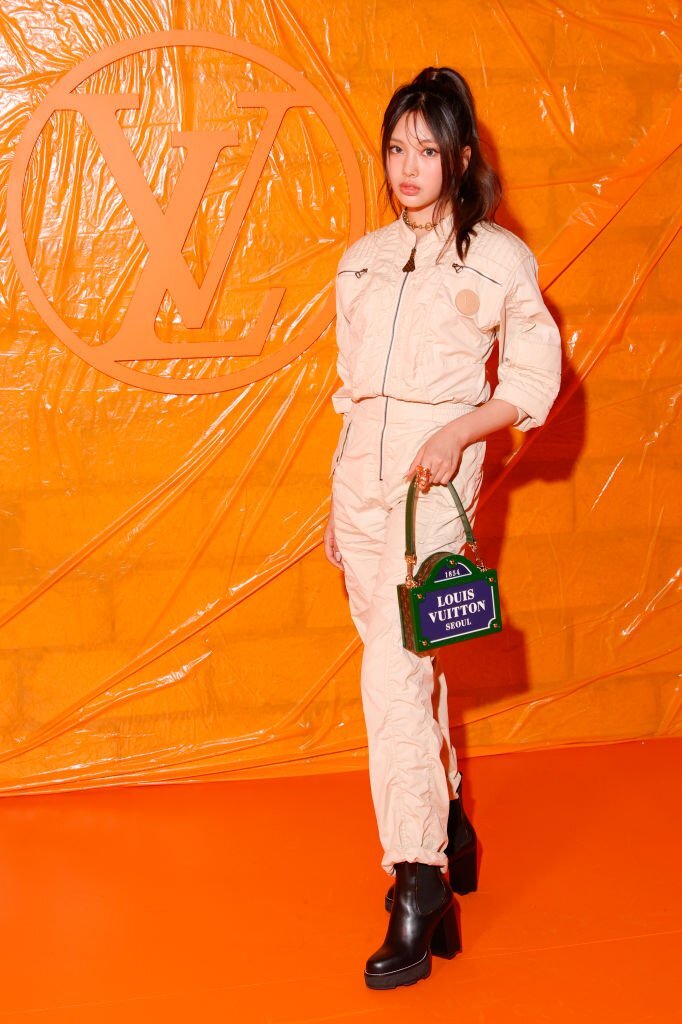 [잡담] 뉴진스 혜인 루이비통쇼 게티 떴다 미쳤음🧡 | 인스티즈