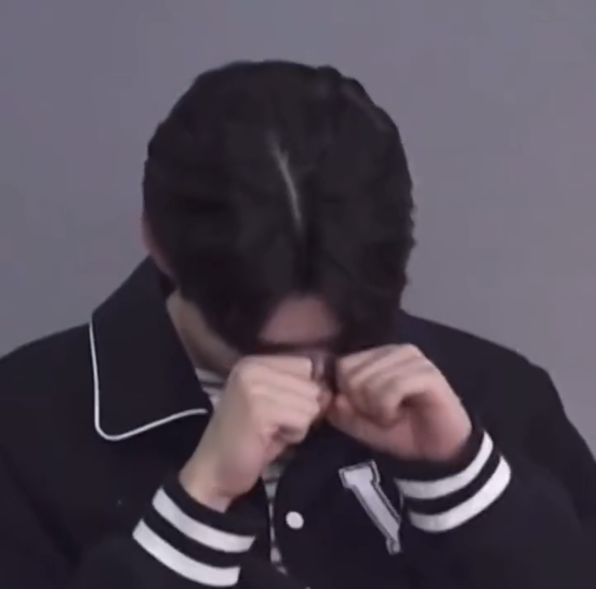 [잡담] 성한빈 이런 버릇 너무 귀여움 | 인스티즈