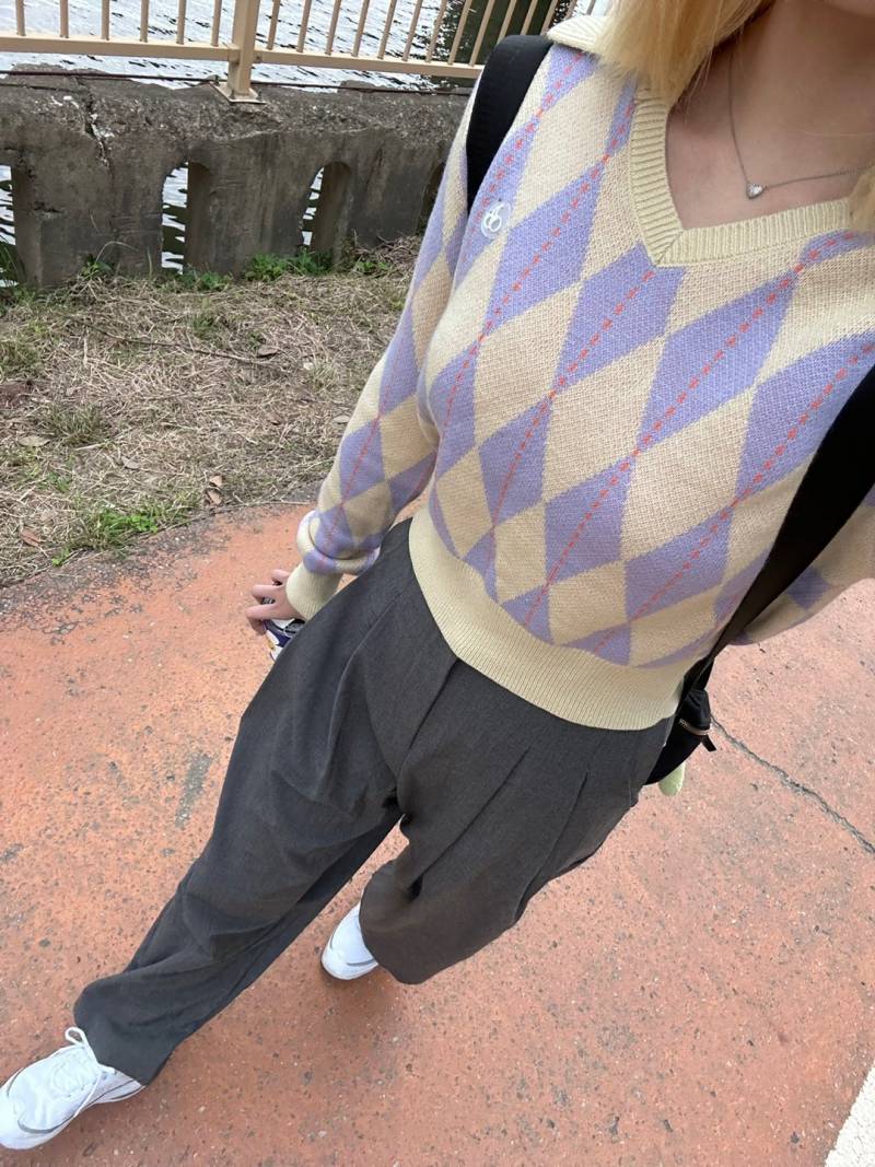 [잡담] 이거 어디 옷일까 | 인스티즈