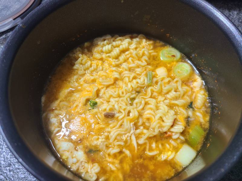 [잡담] 다이어트익 참지 못하고 | 인스티즈