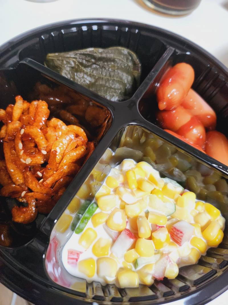 [잡담] 내가 조아하는거만 배달 왔다 반찬 ㅠㅠㅠ | 인스티즈