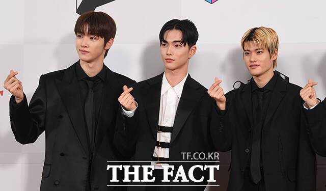 현재 꾸준히 헤어스타일로 말나오는 신인남돌..JPG | 인스티즈