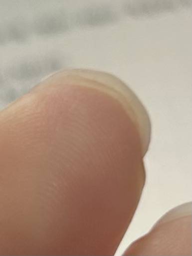 [잡담] 어렸을때 손톱 짧게 자르는 사람들 진짜 이상하다 생각했었음 | 인스티즈