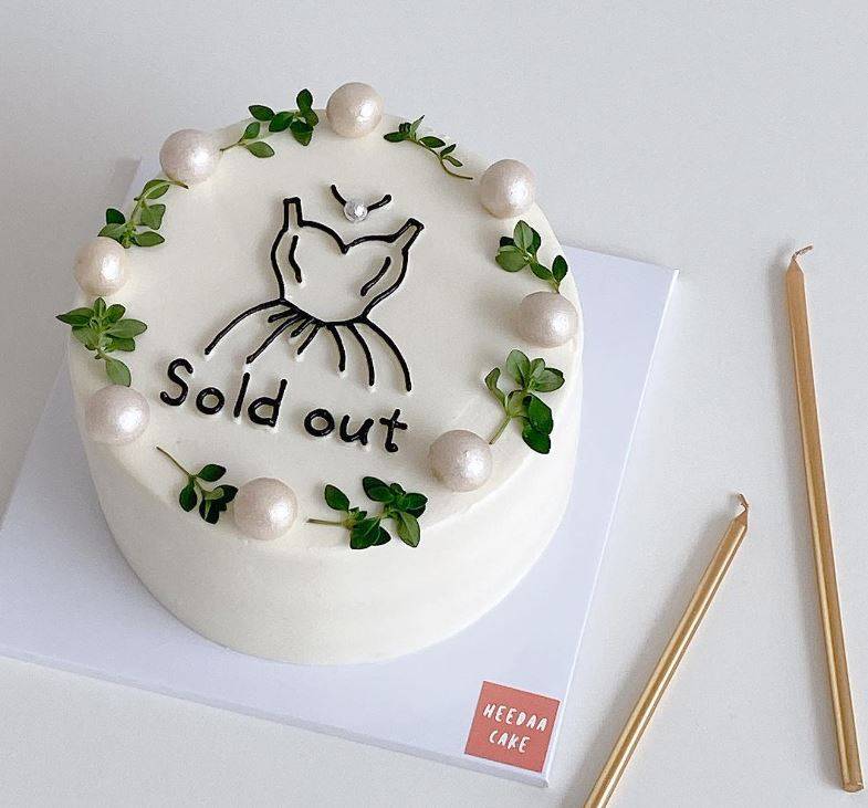 [잡담] 친구 결혼축하케이크 좀 골라줘!!! | 인스티즈