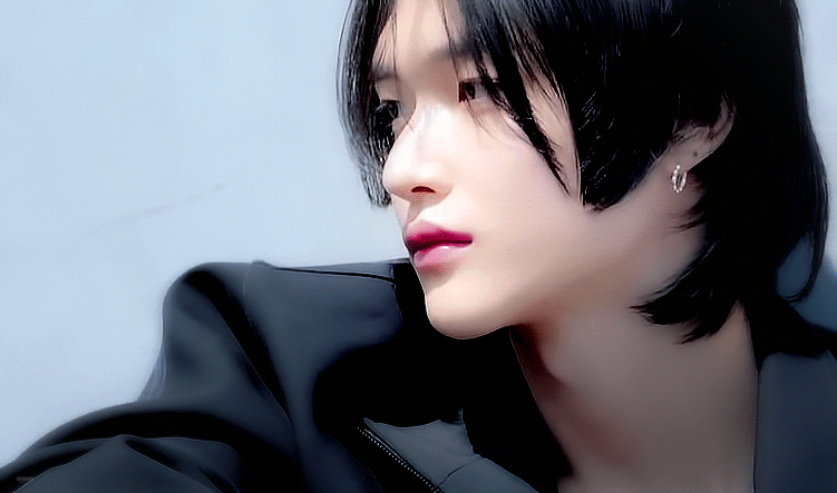 [잡담] 원빈이 뒷머리 이때 생각난다 | 인스티즈