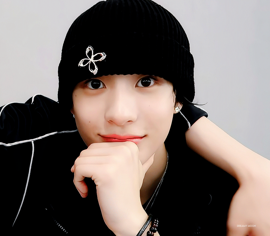 [잡담] 자컨에서 앤톤 비니 쓸때마다 기분 좋아 | 인스티즈