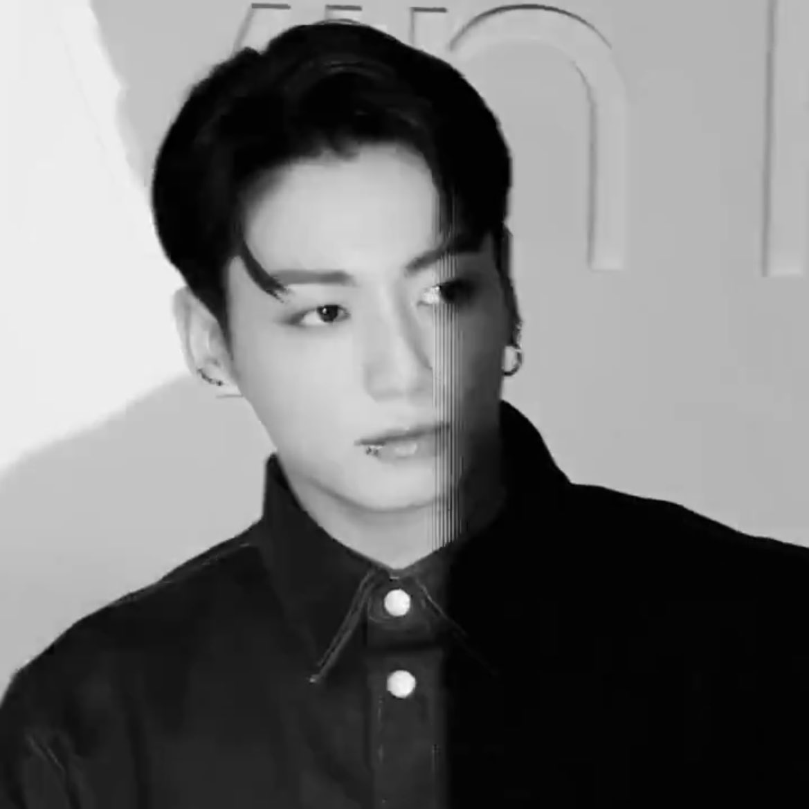 [잡담] 정국 이거 날카롭고 강렬하다 | 인스티즈