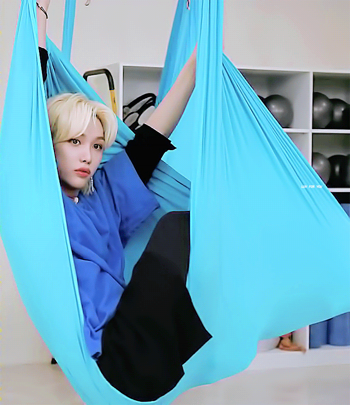 [잡담] 스키즈 플라잉요가 자컨 용복이 너무 | 인스티즈