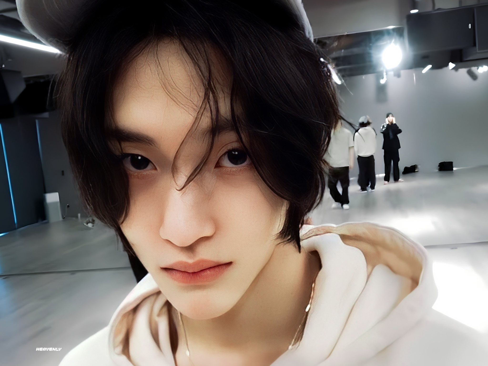 [잡담] 어제 라이즈 자컨 퀭냥이 원빈이 아이홀 접힌거.. | 인스티즈