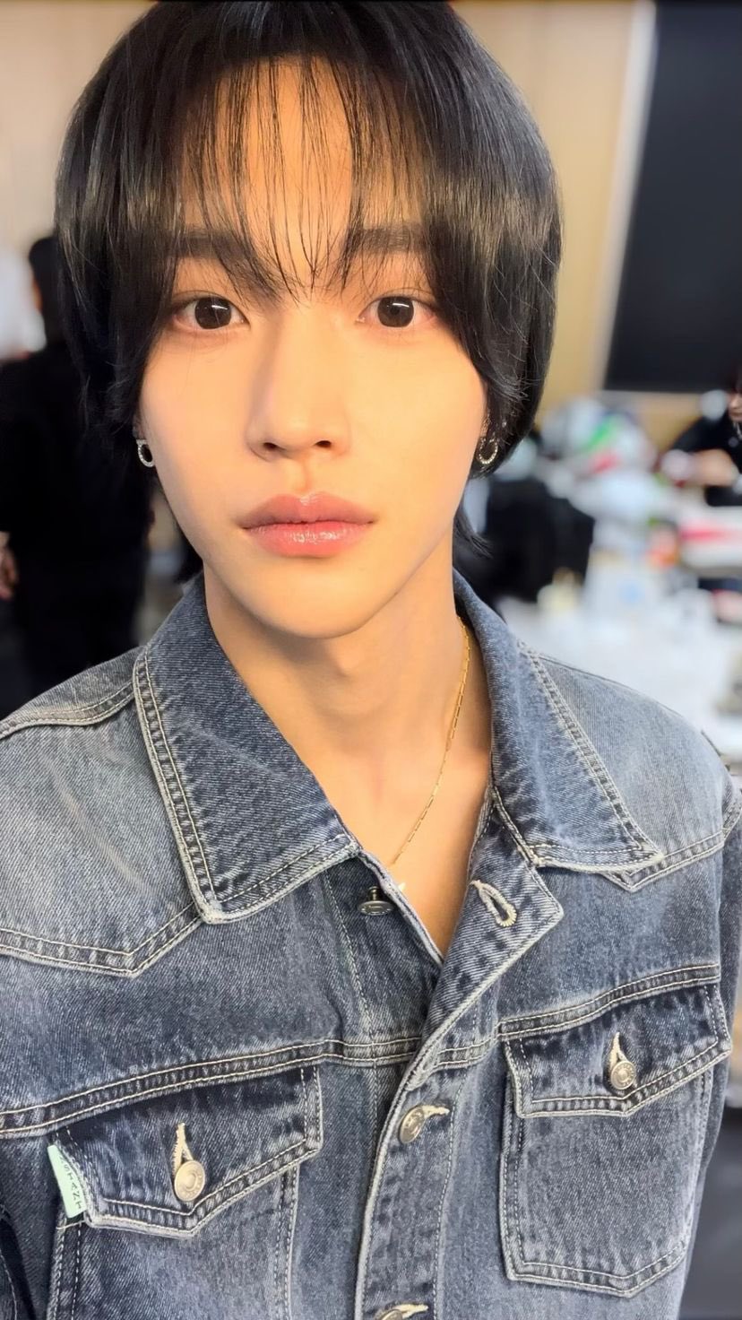 [잡담] 원빈이 머리스타일 원빈이니까 소화하는 거 아님? | 인스티즈