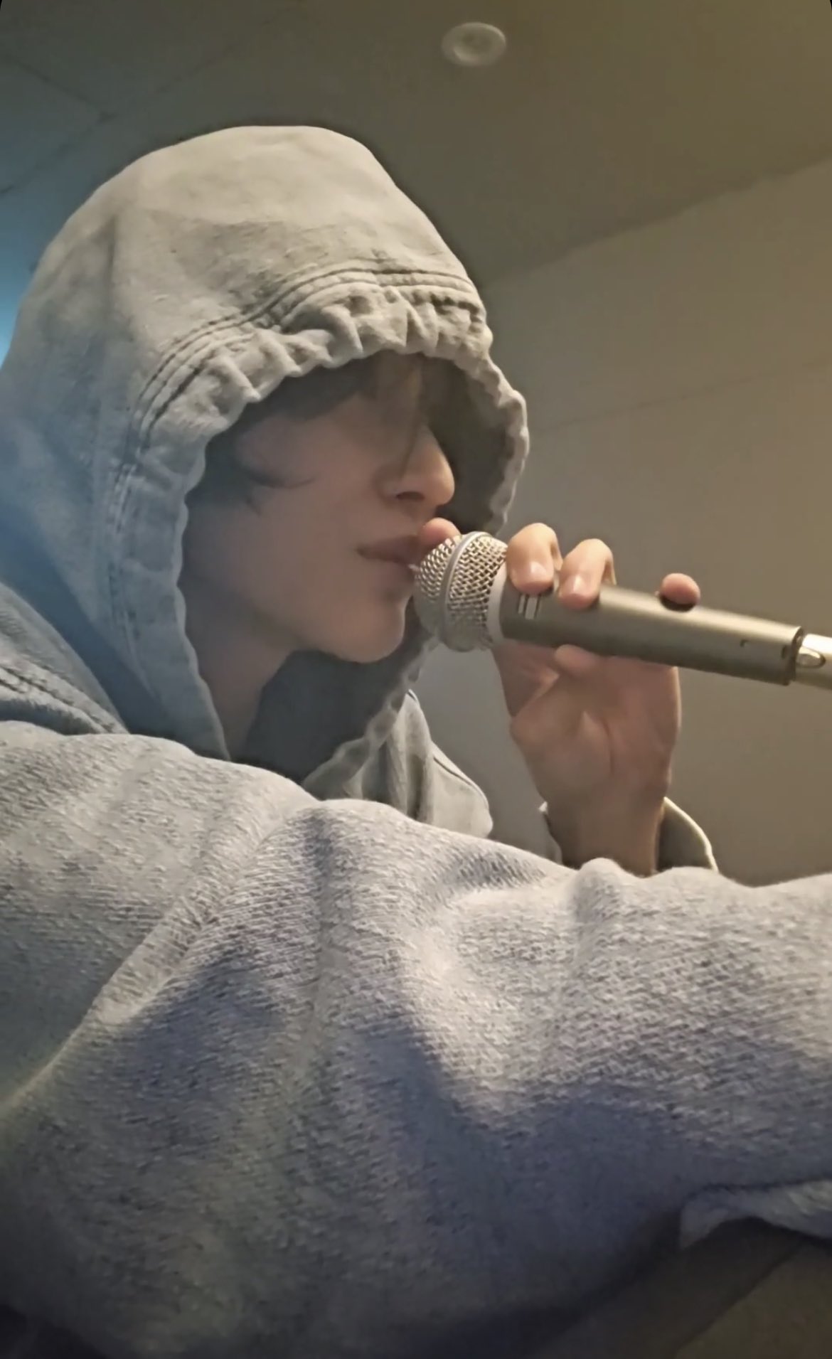 [잡담] 근데 원빈이 후드정보 궁금하다 | 인스티즈