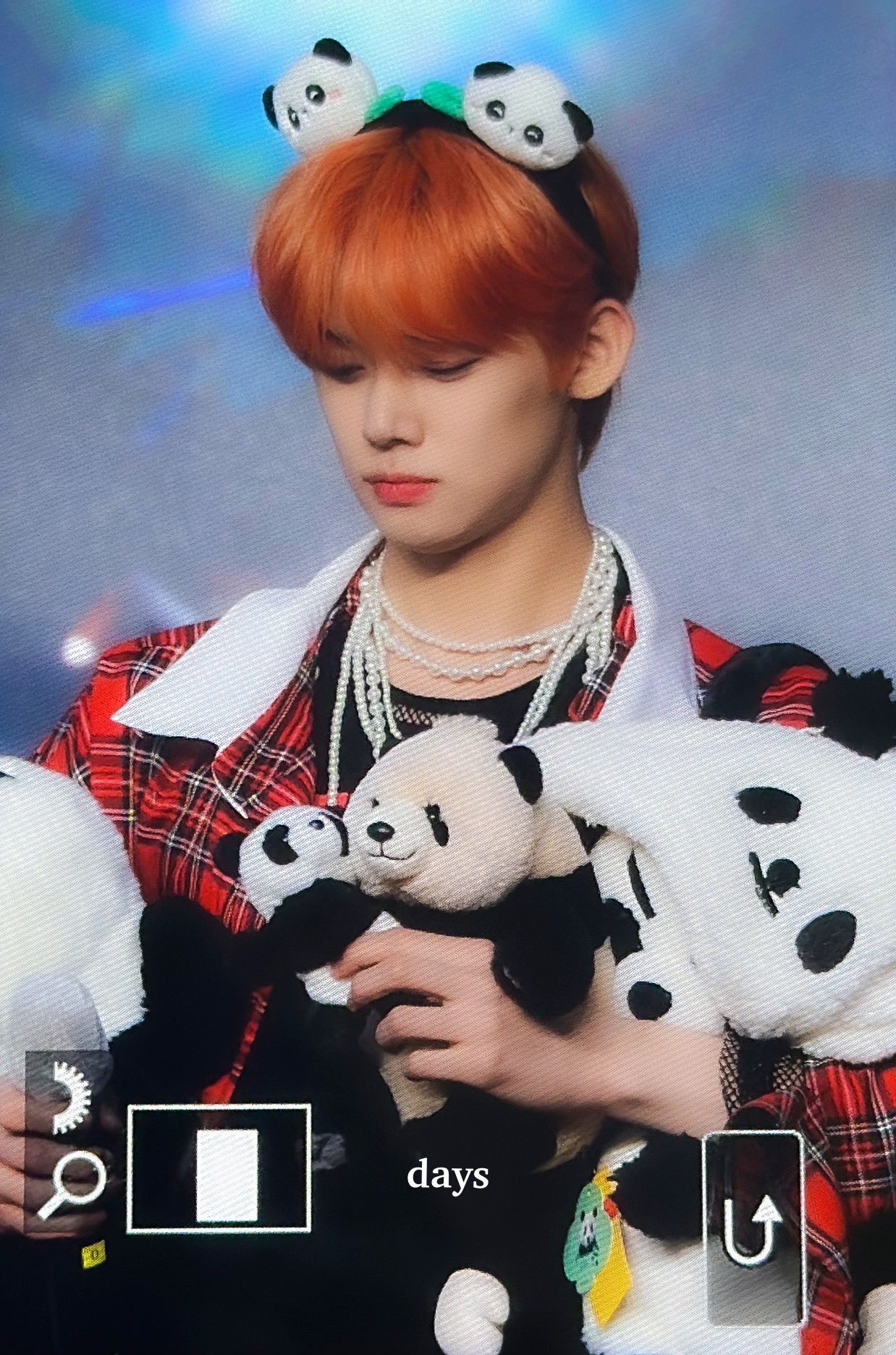 [잡담] 투바투 연준이 푸바오 좋아한다고 팬싸템 판다 왕창 들어오는 거 너무 웃겨ㅋㅋㅋㅋ | 인스티즈