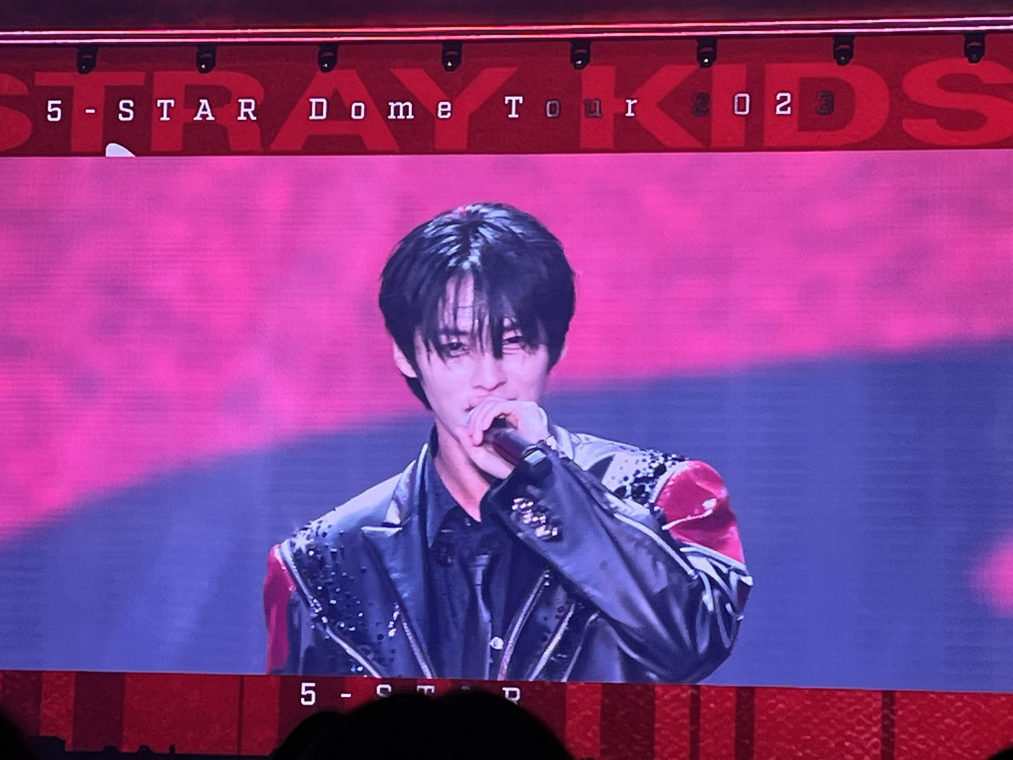 [잡담] 얘들아... 리노 오늘 흑발한 얼굴 폼 개미쳤는데 볼 사람 제발 | 인스티즈