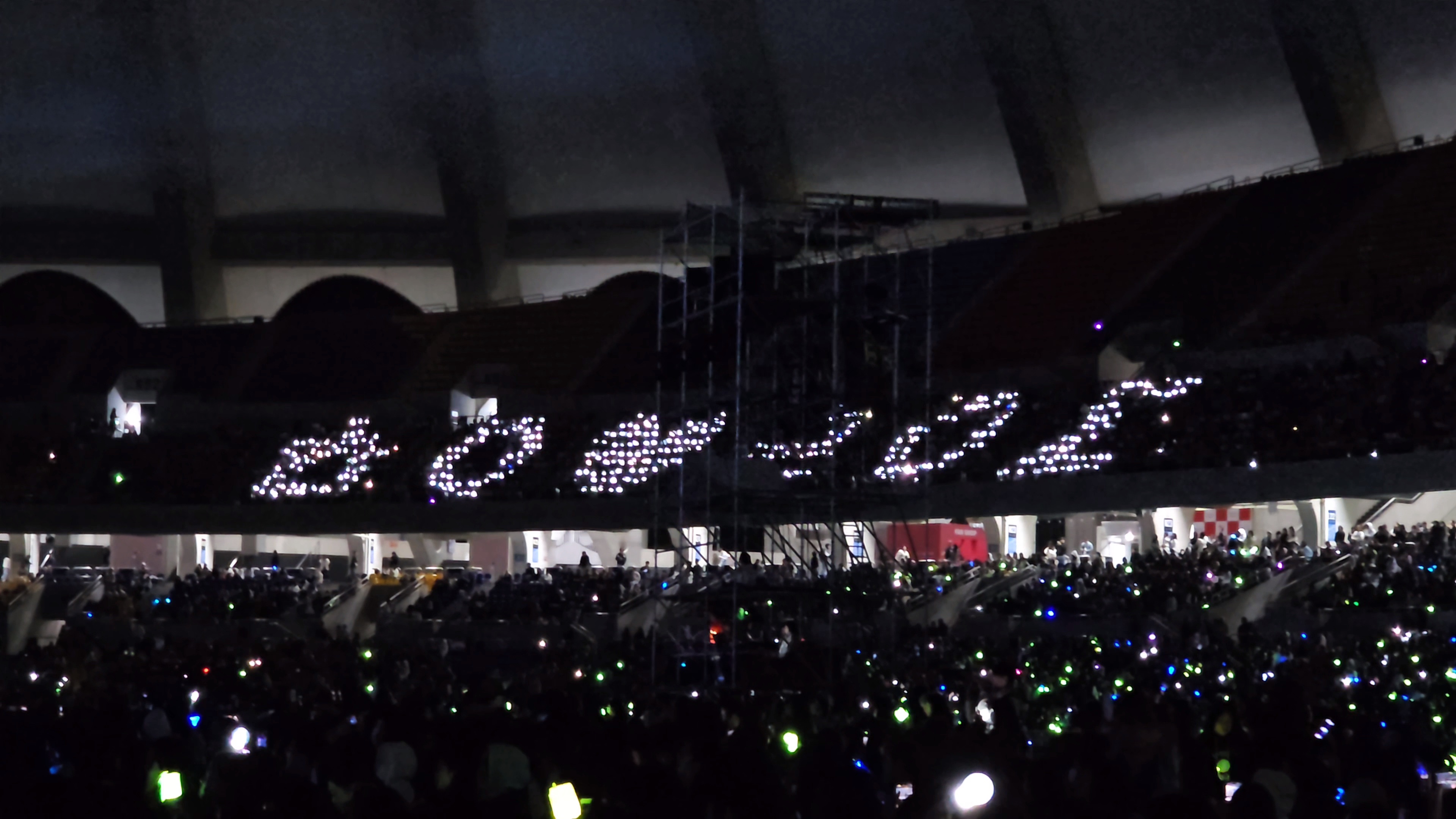 [잡담] 오늘자 원아페 하이라이트 팬덤, 라이트♡ | 인스티즈