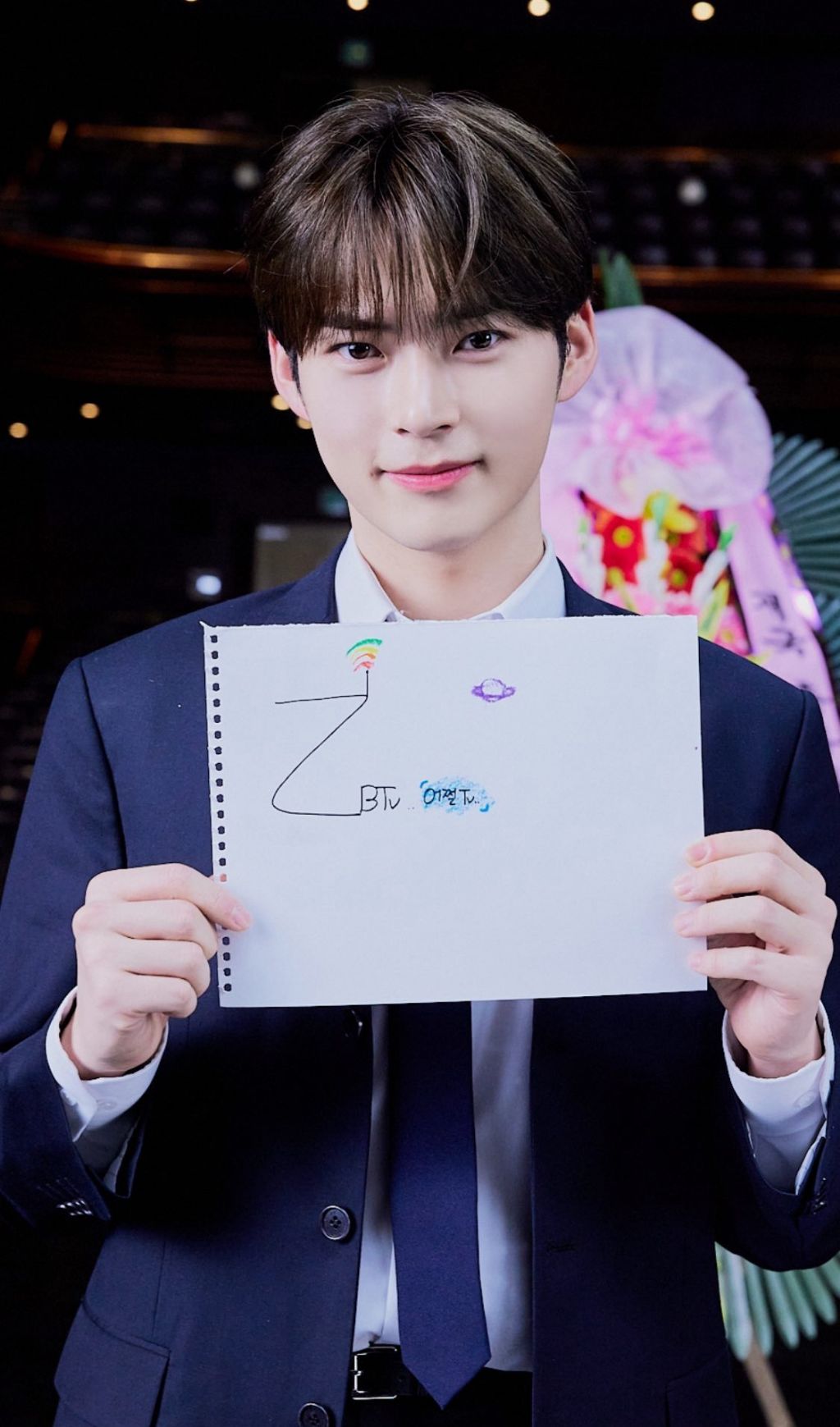 [잡담] 와 성한빈 정면 고화질로 올라왔는데 | 인스티즈