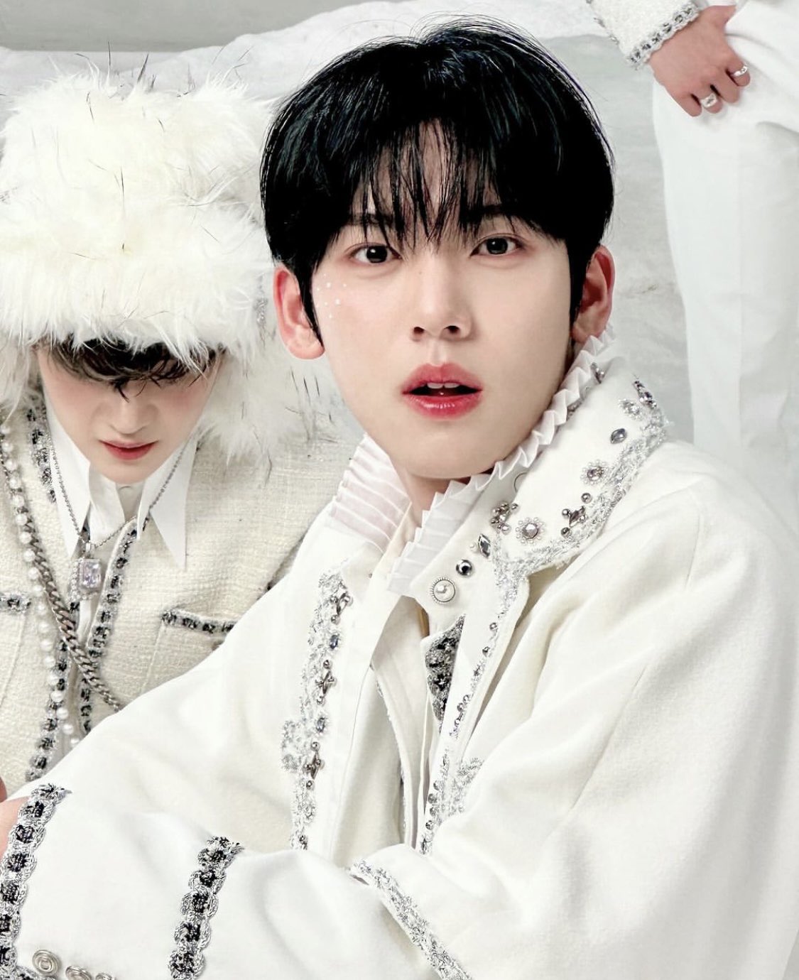 [잡담] 한유진 진짜 새삼 예쁘게 생겼구나 | 인스티즈