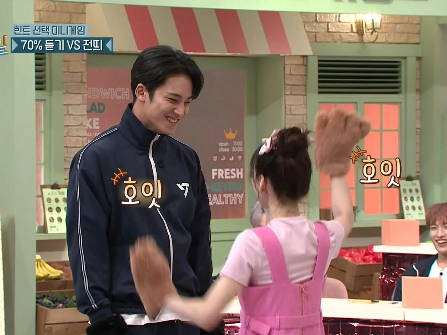 [잡담] 이거 태연 넘 귀여워서 나도 민규표정 됨 | 인스티즈