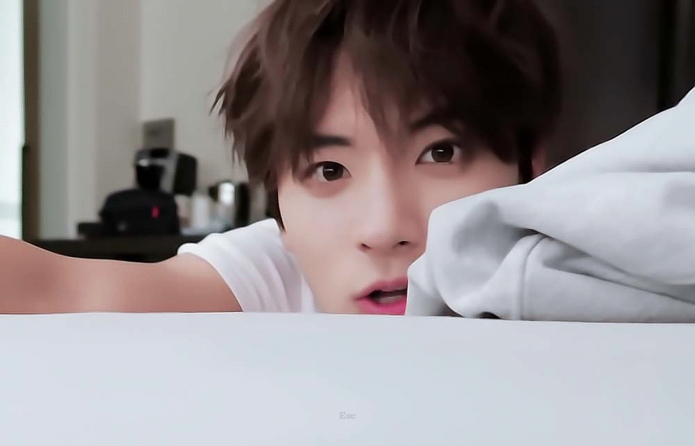 [잡담] 더보이즈 에릭 짱잘임..... | 인스티즈