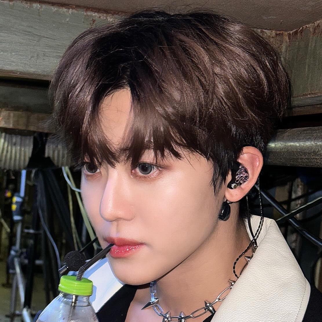 [잡담] 와 인이어가 하나도 안 보여 | 인스티즈