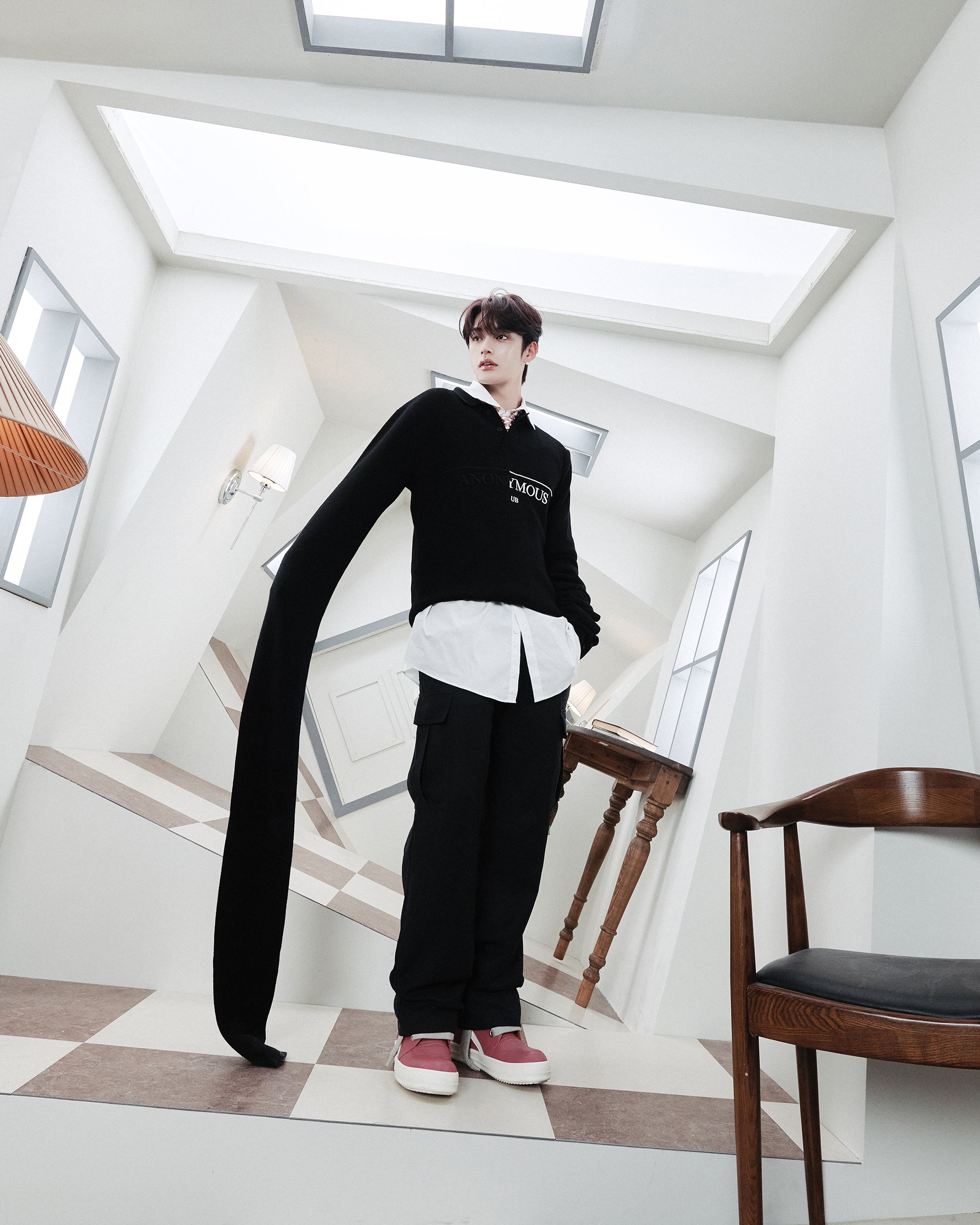 [잡담] 김지웅 팔 엄청 길다 | 인스티즈