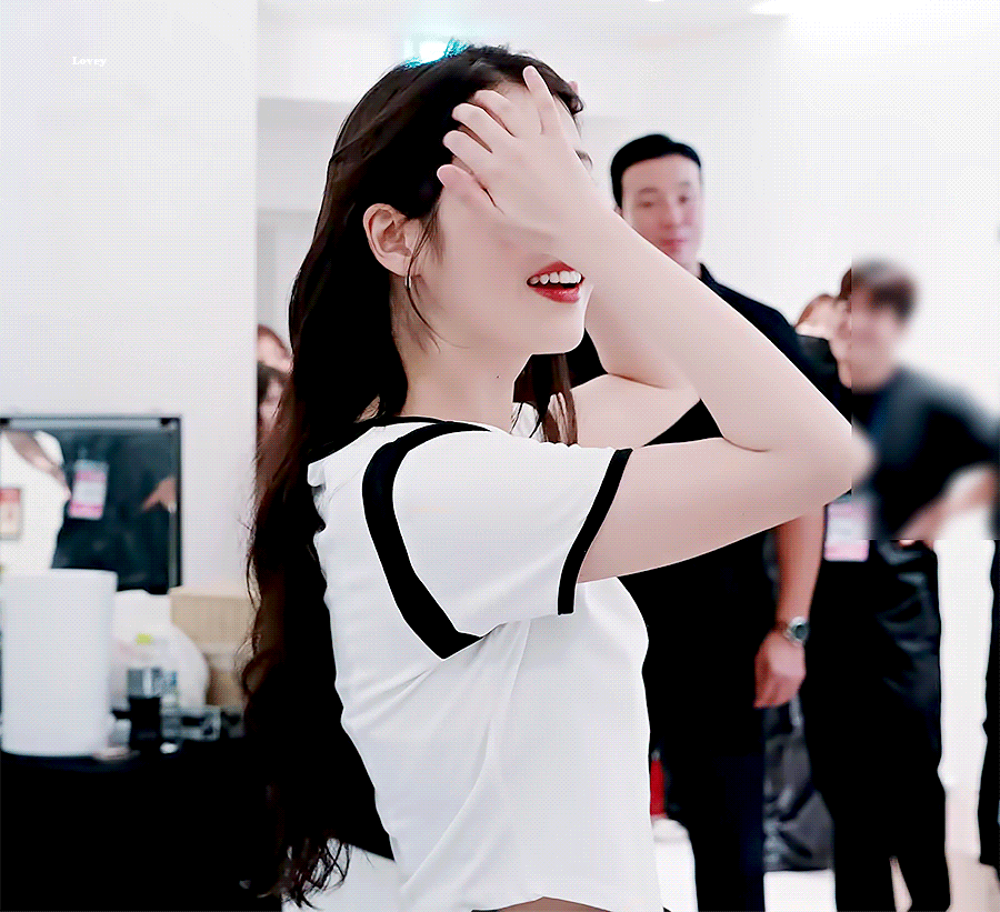 [잡담] 아이유 이 짤 미쳤다.... | 인스티즈