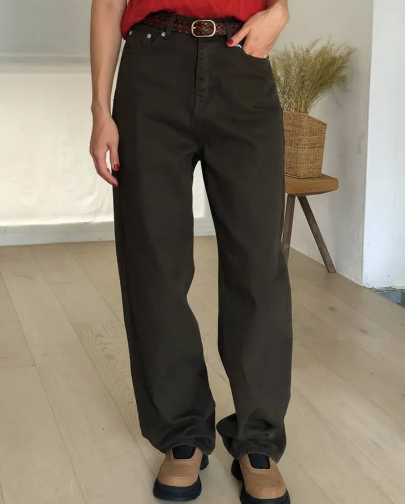 [잡담] 갈색 바지 사려는데 뭐가 나아???? | 인스티즈