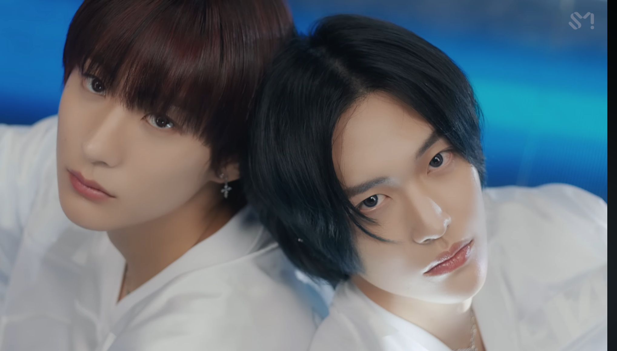 [잡담] 얘들아 빈앤톤 미친거 아닐까 | 인스티즈