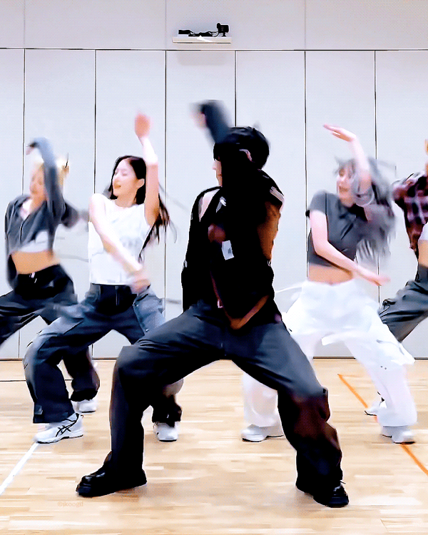 [잡담] 정국이 ㄹㅇ 신기한게 | 인스티즈